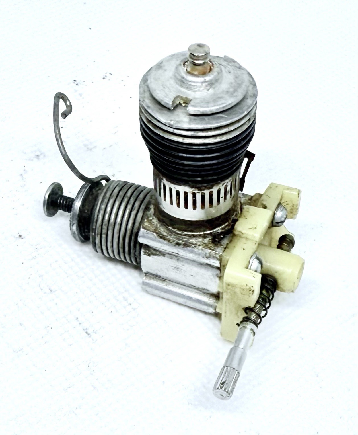 Cox .049 Vintage with starter coil