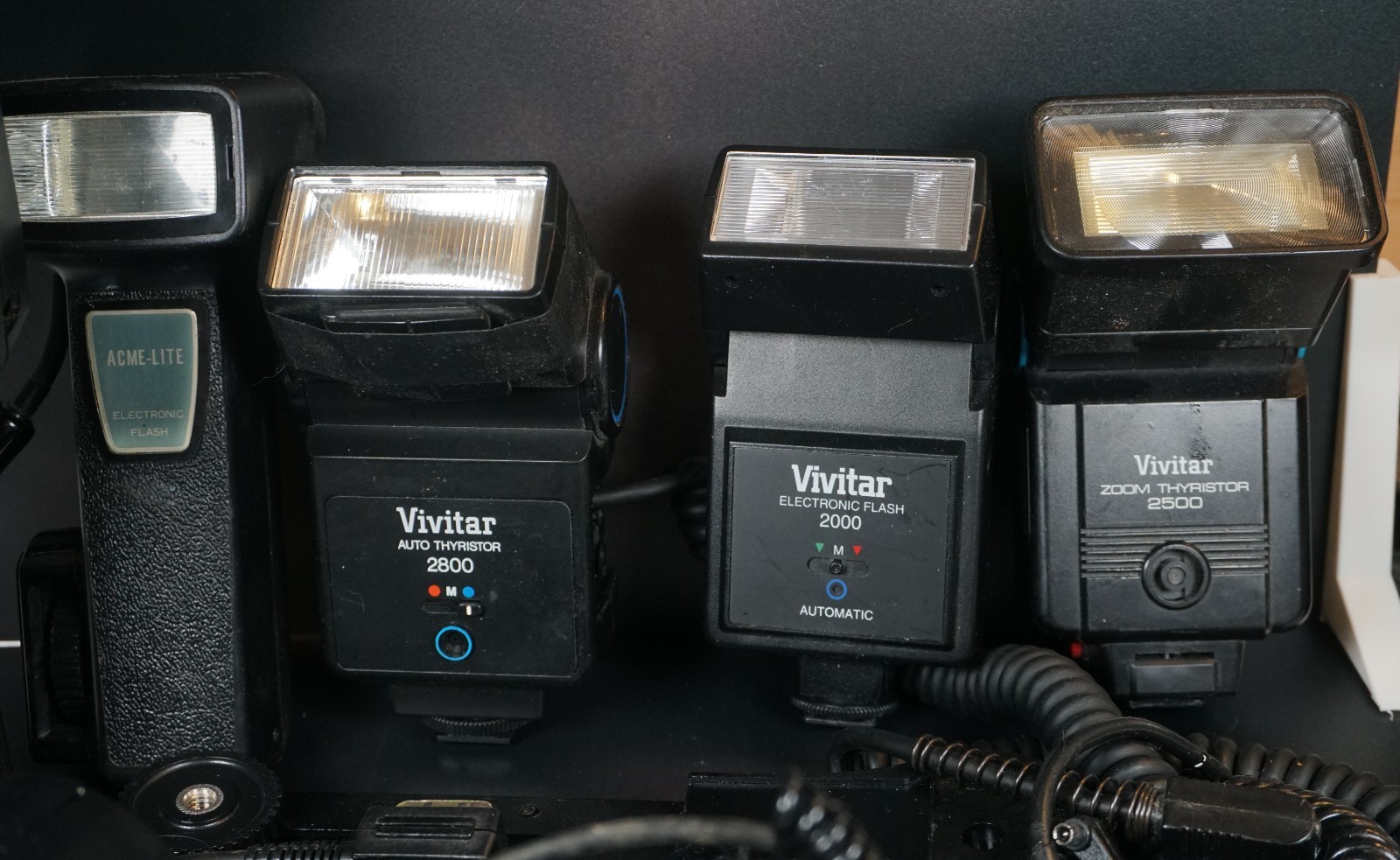LOT 7 VINTAGE CAMERA FLASH STROBONAR VIVATAR STARBLITZ & CABLES