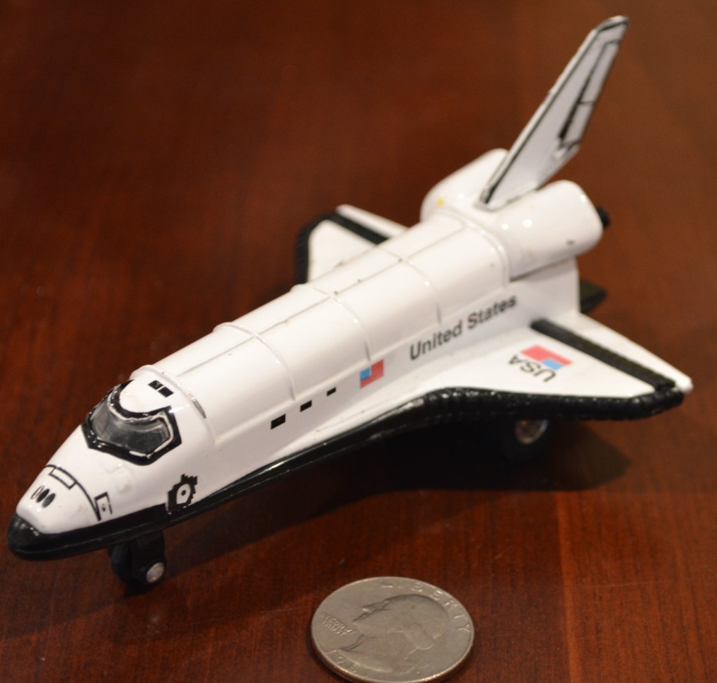 SPACE SHUTTLE NASA DIE CAST METAL/ PLASTIC MODEL PULL BACK MOTOR WHITE BLACK