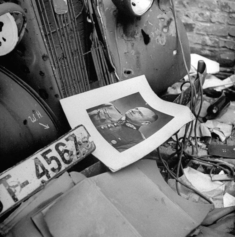 WW2 WWII Photo Scenes From Berlin Germany After Surrender  World War Two 8214