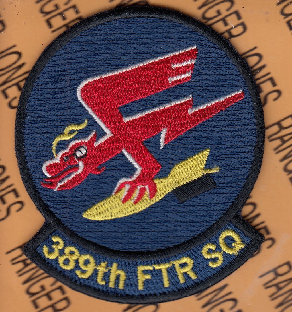 USAF Air Force 389th Fighter Squadron FS THUNDERBOLTS ~3.75" patch c/e