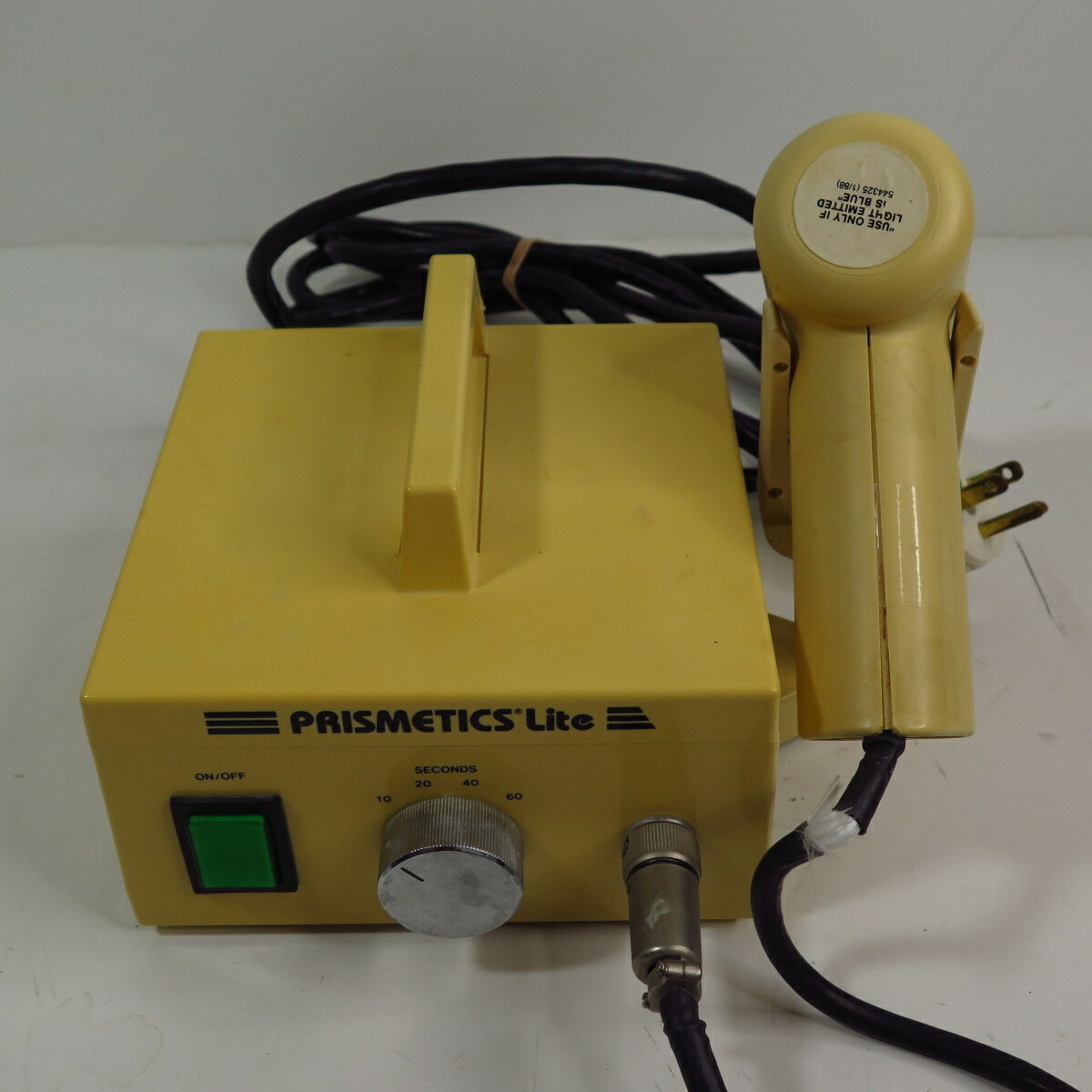 Caulk Dentsply Model EU001 Prismetcs Lite Dental Curing Light