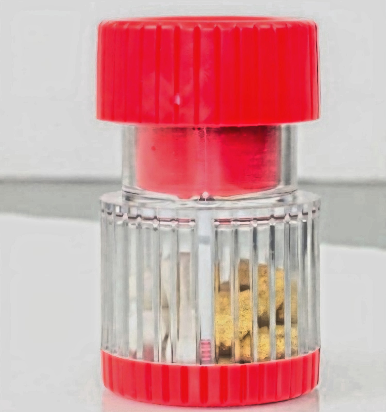 2‑Pack Pill Crusher Grinder – Easy Twist Tablet Crusher w/ Storage – Red