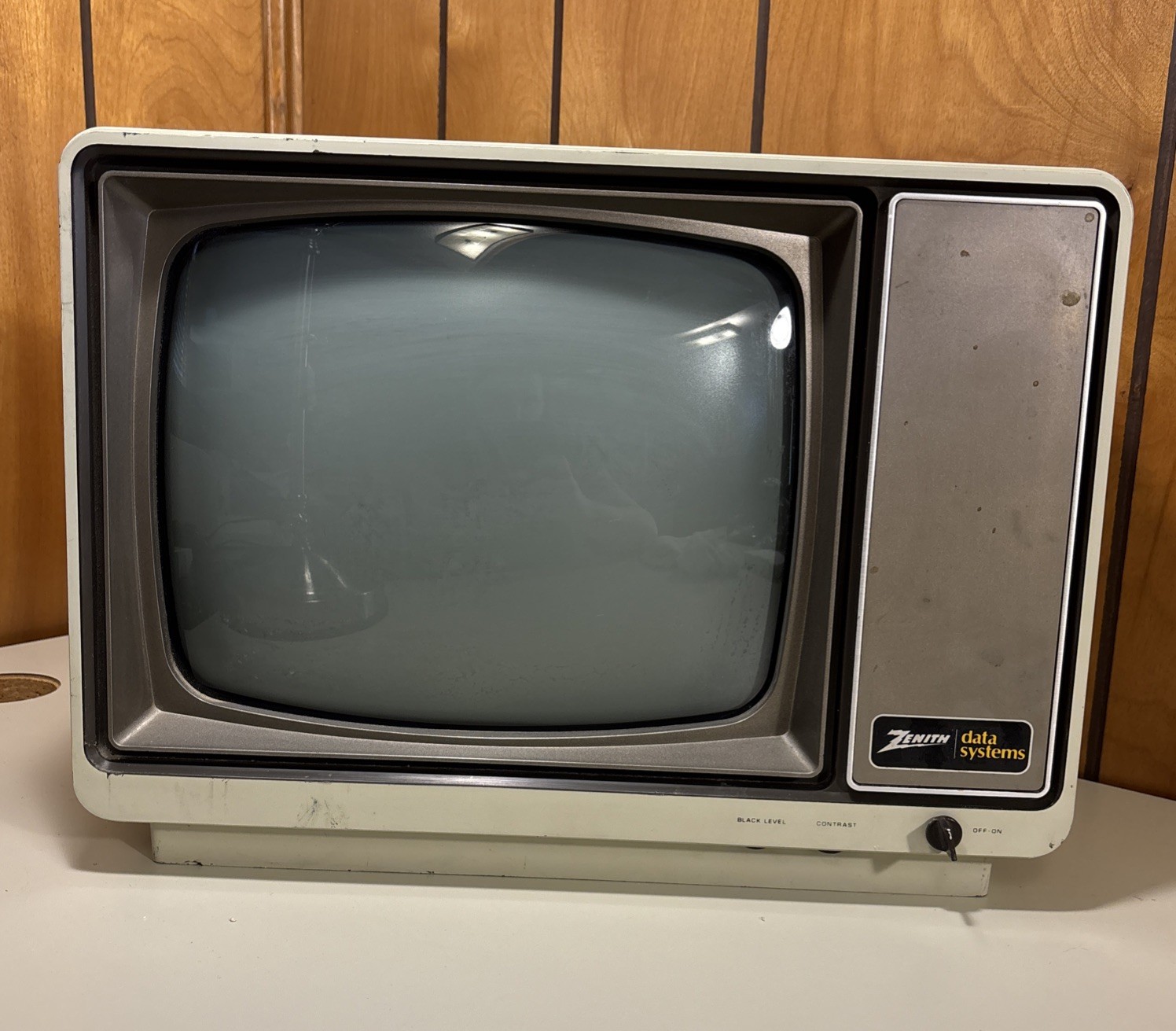 Vintage 1981 Zenith Data Systems ZVM-121 12MB15X 12" CRT Monitor Green Screen