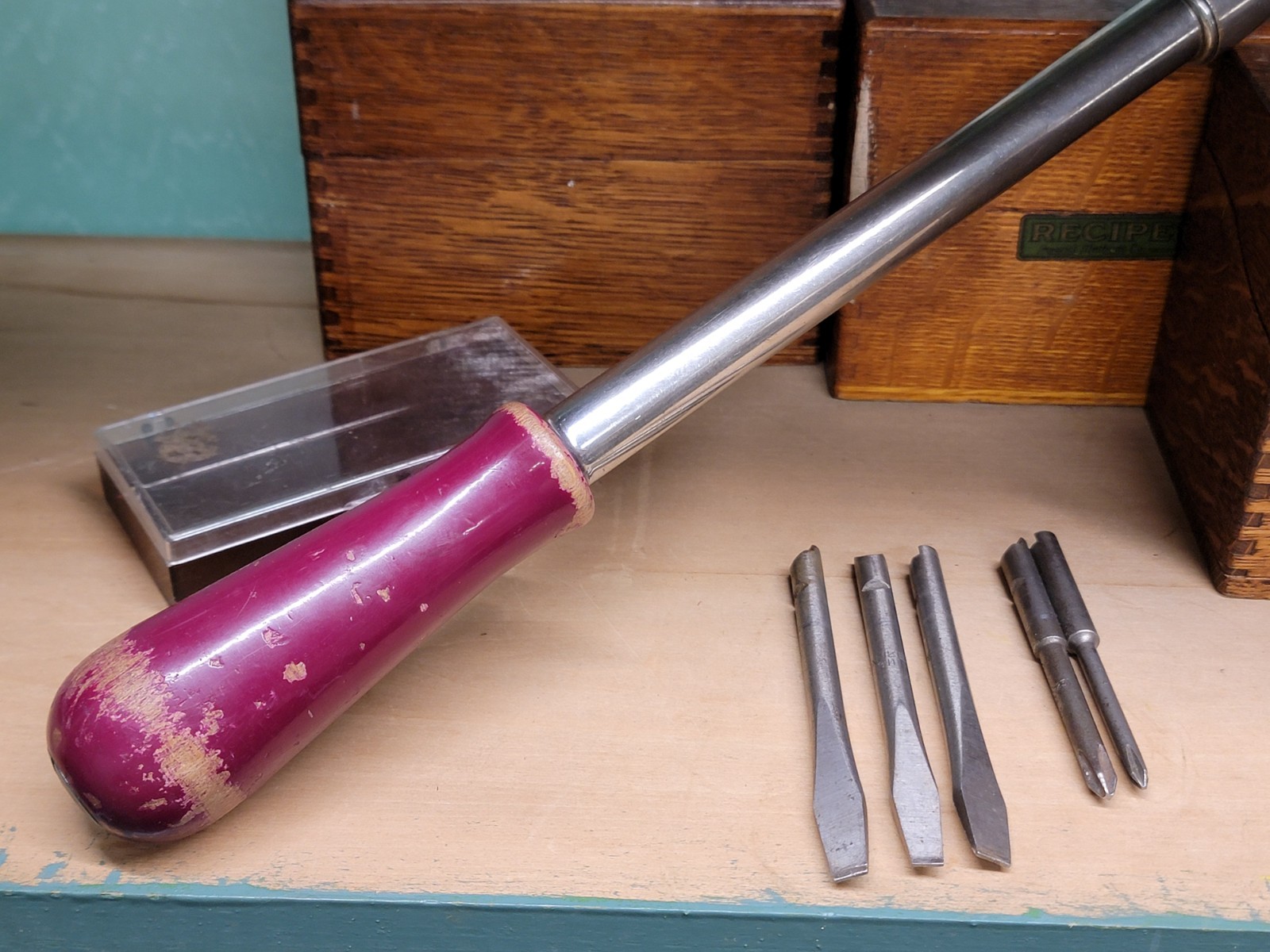 NICE Stanley Yankee 131A Ratchet Spiral Push Drill Screwdriver With 5 Tips/Bits