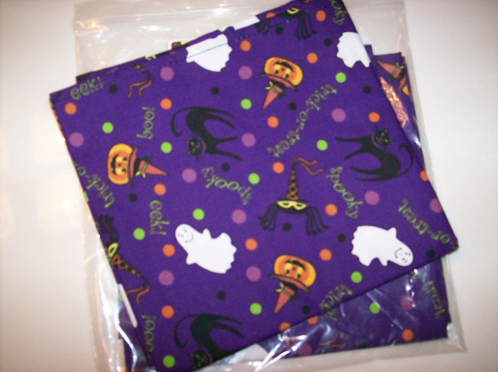 Longaberger Fabric NAPKINS Set of 8 - HALLOWEEN PARTY - New -  Cute!