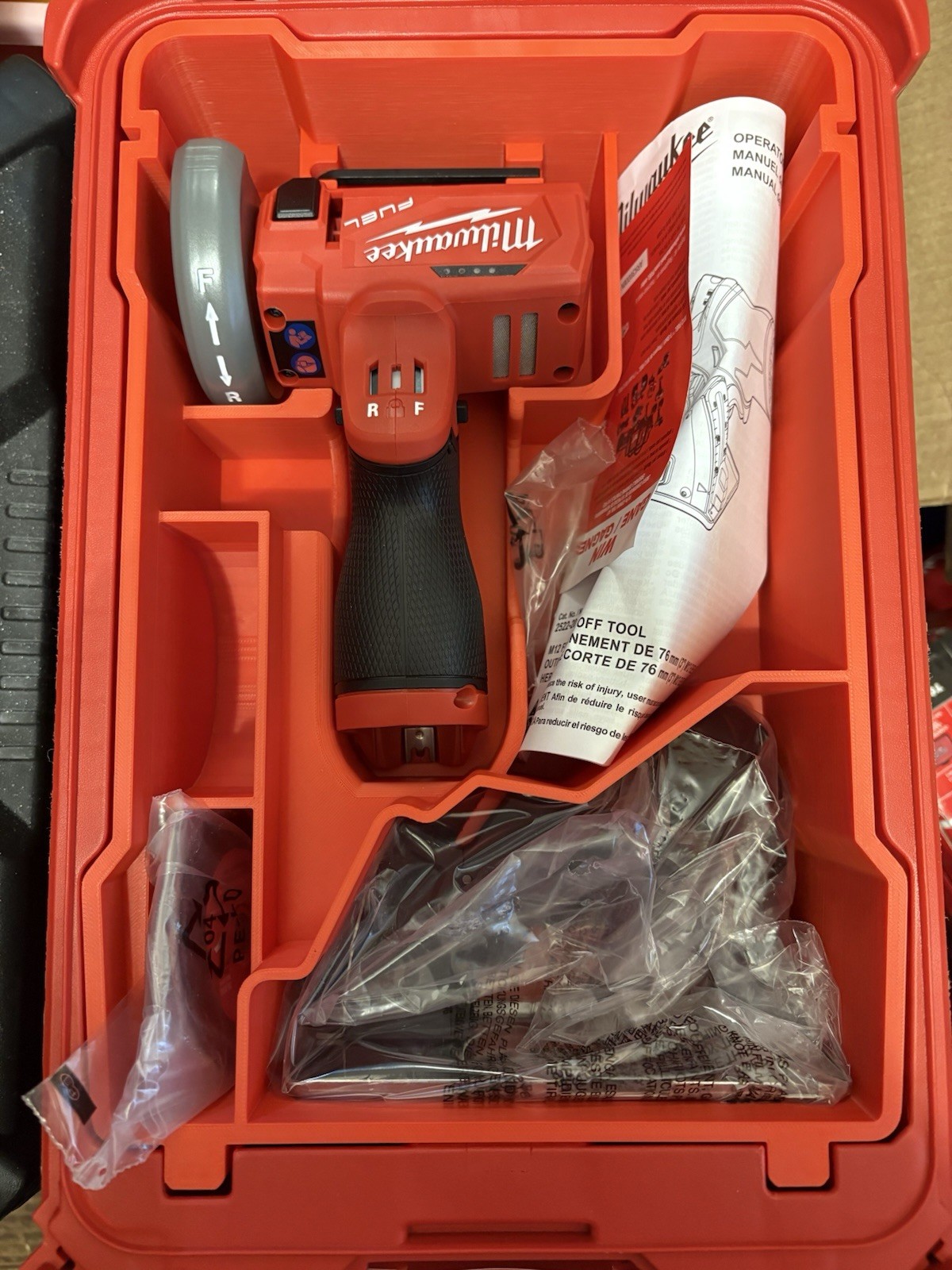 M12 Cut Off Tool 2522-20, one piece red Insert and Milwaukee Packout case kit