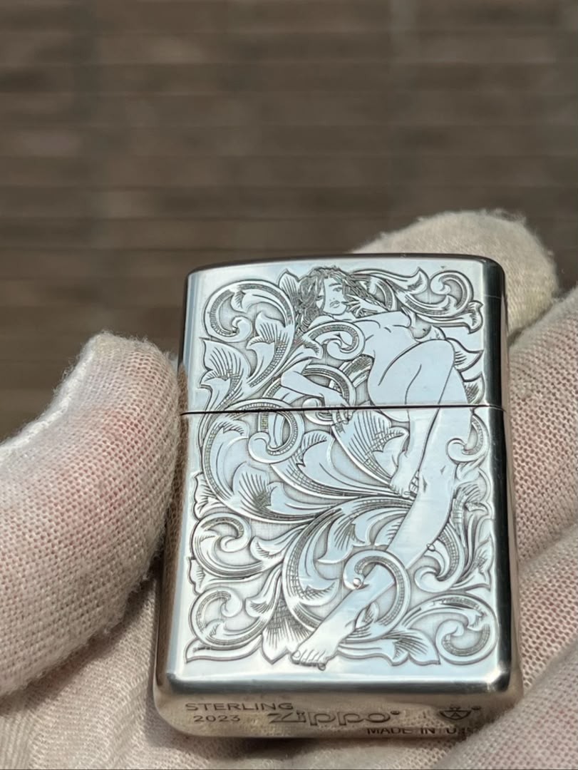 Sexy Lady Skull & Helmet Silver Zippo Lighter and Box