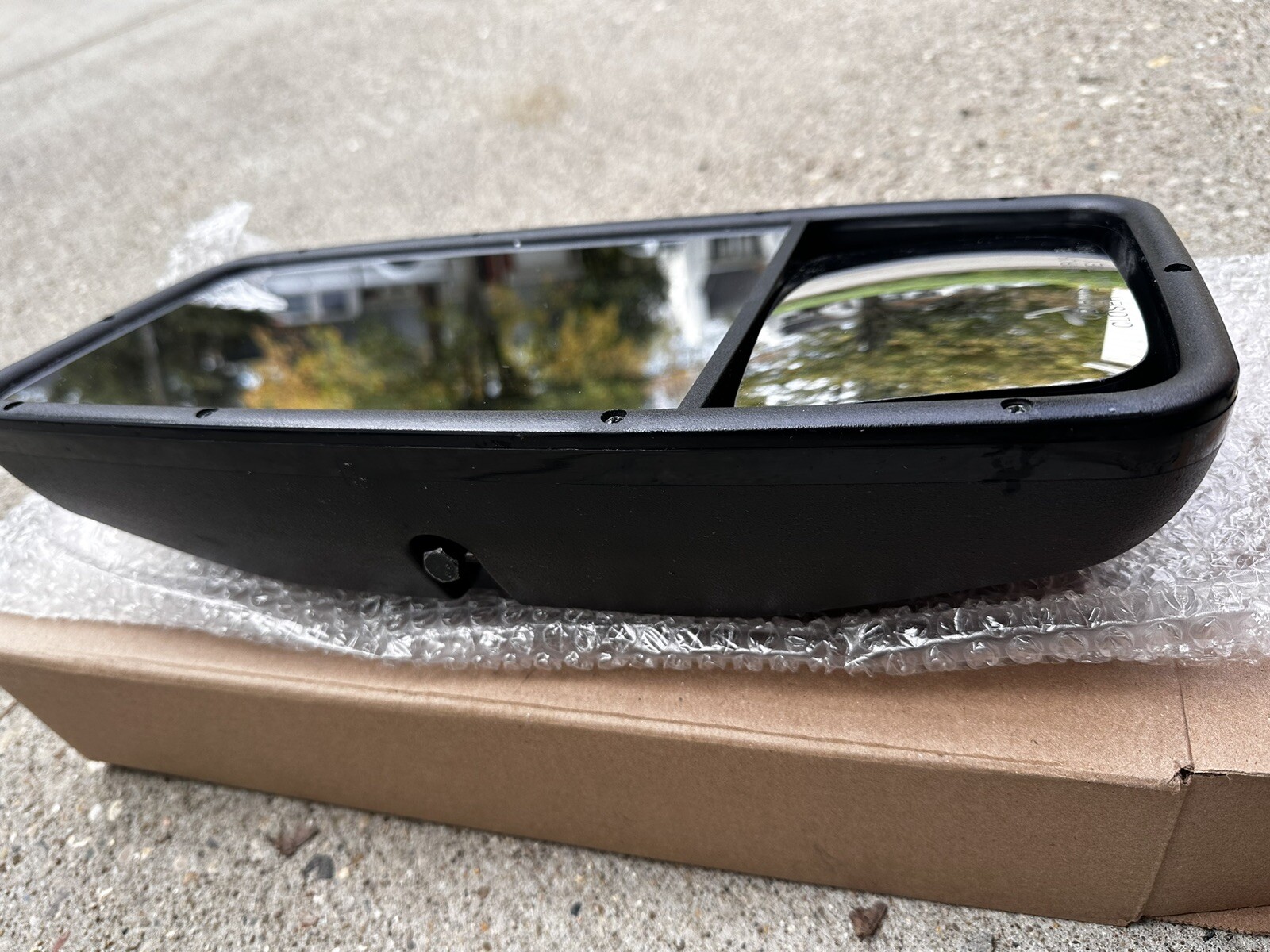 New Isuzu Mirrors