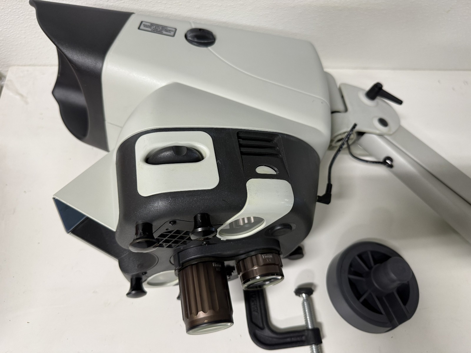 Vision Engineering ORIGINAL MANTIS STEREO MICROSCOPE with 6X and 4X Lenses