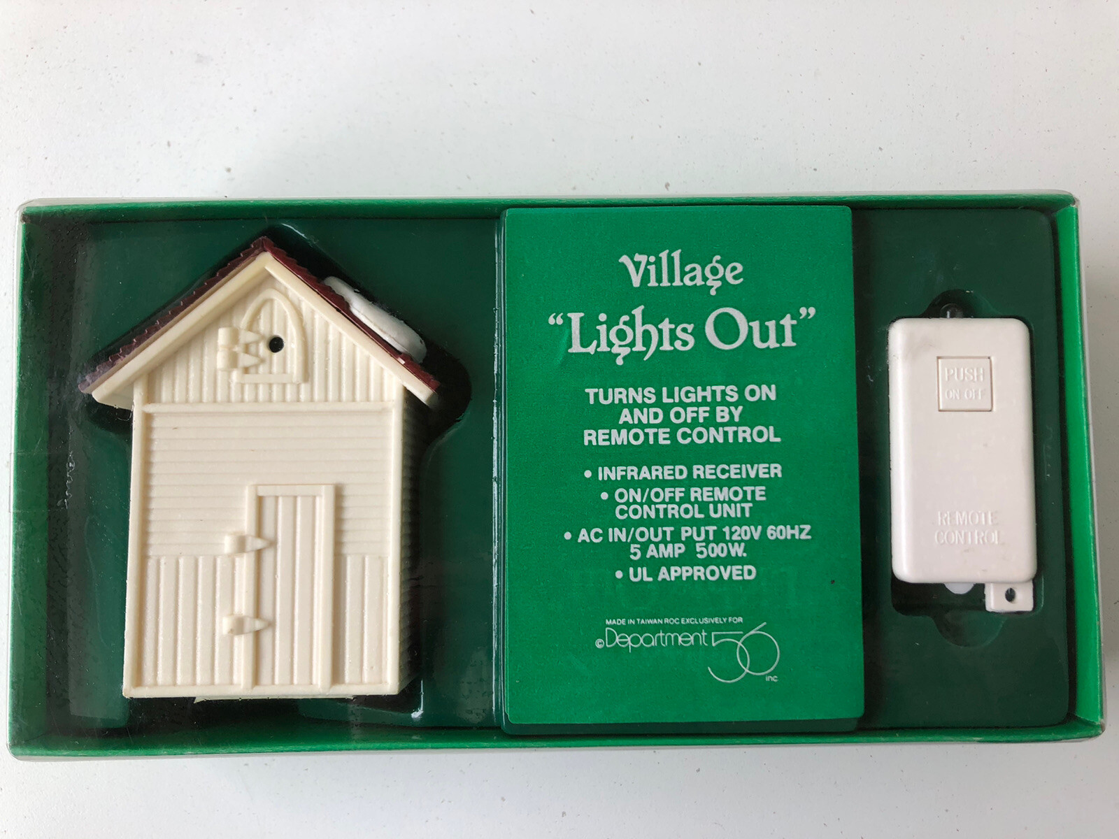 Dept 56 Village “Lights Out” 5213-2 NIB