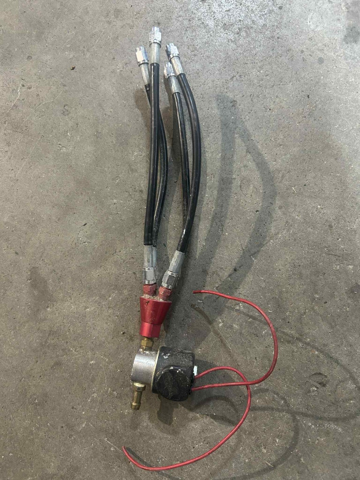 NOS NITROUS DISTRIBUTION BLOCK WITH LINES