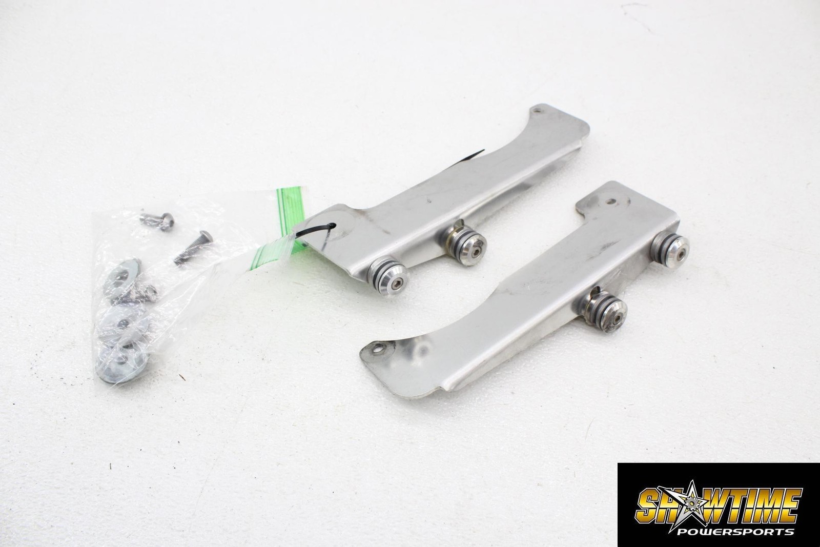 06-09 YAMAHA ROADLINER XV1900 WINDSHIELD WIND SCREEN MOUNTS RELEASE BRACKETS