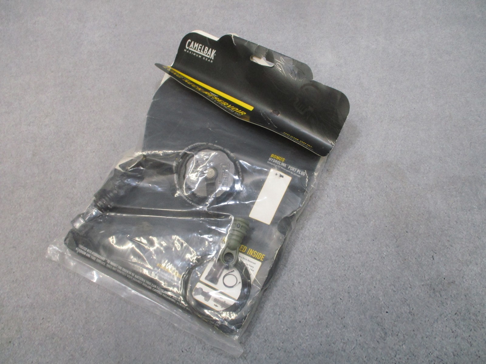 CamelBak Water Beast Long Neck Reservoir 2.0L 70oz HydroLink Modularity New