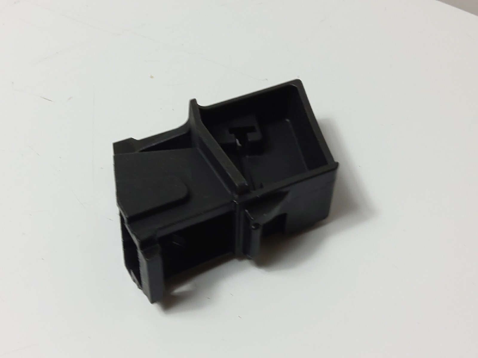 PA6-GF30 SELF LOCKING SELECTOR (NEW)