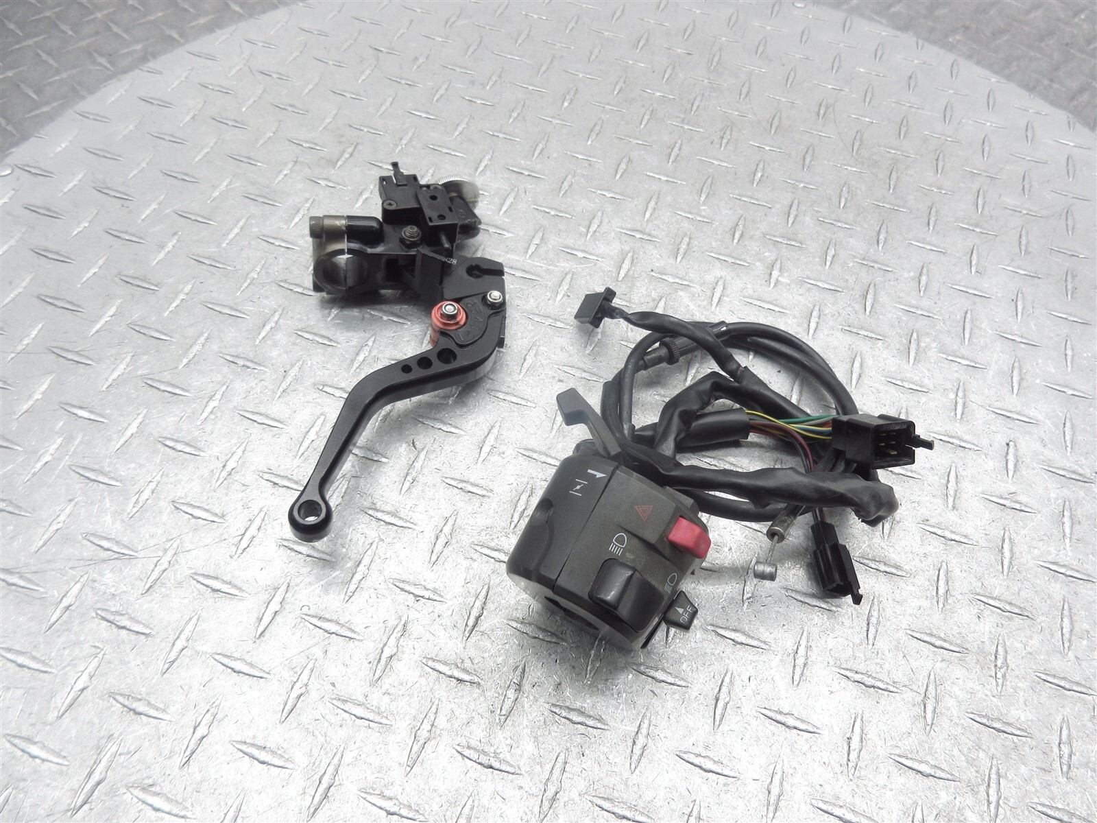 2000 00-01 Kawasaki ZX900 ZX9R Left Switch Handlebar Clutch Control Lever Perch