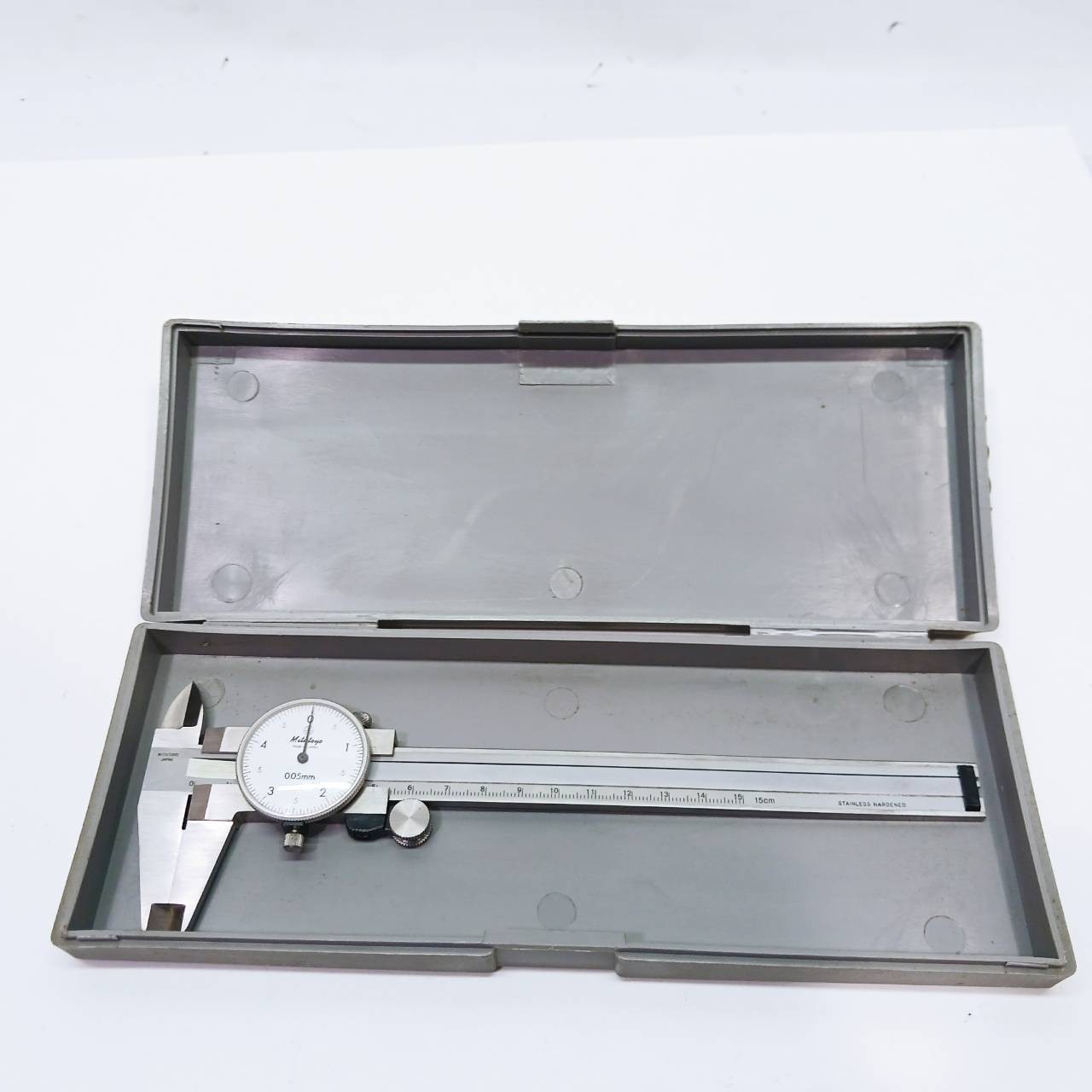 Mitutoyo Dial Vernier Caliper 505-633 D15 150mm 0.05mm Made in Japan BE161
