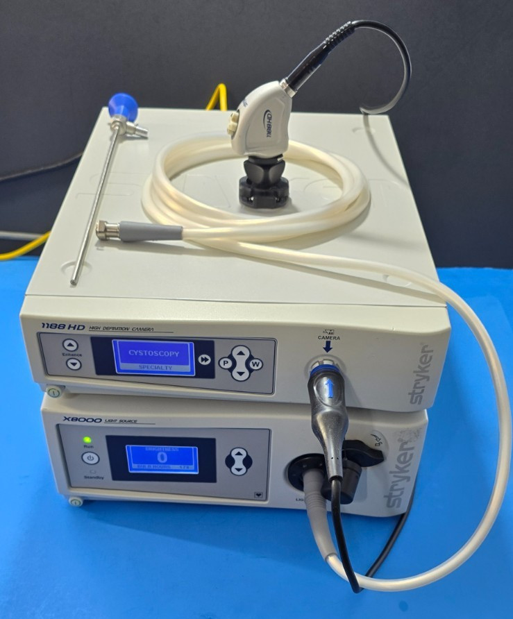 Stryker 1188 Camera System, X8000 Light Source , 5mm Scope & Fiber Optic Cable