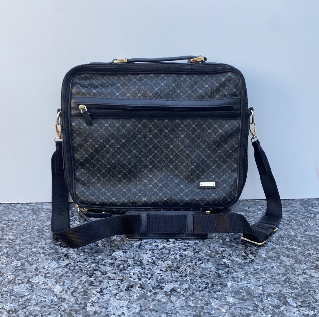 Rioni Signature (Black) - JETSETTER'S BRIEFCASE