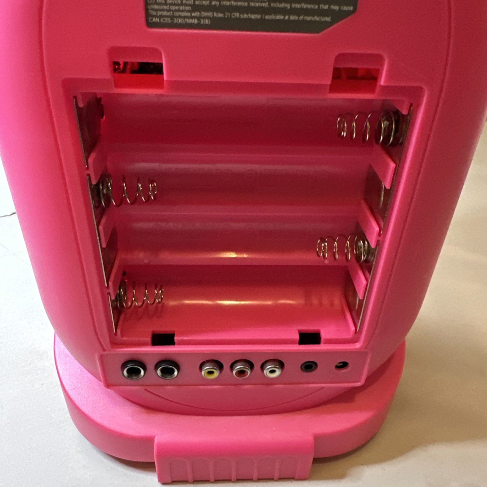 Singing Machine SML505 Portable Karaoke CD Player with/ Microphone & AC adapter