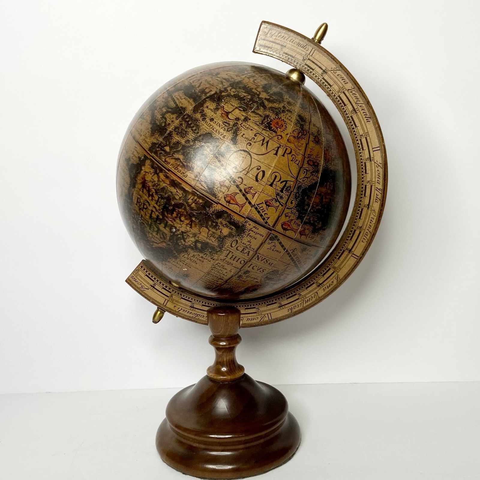 Olde World Globe Made In Italy 11.5” Tall 6” Diameter