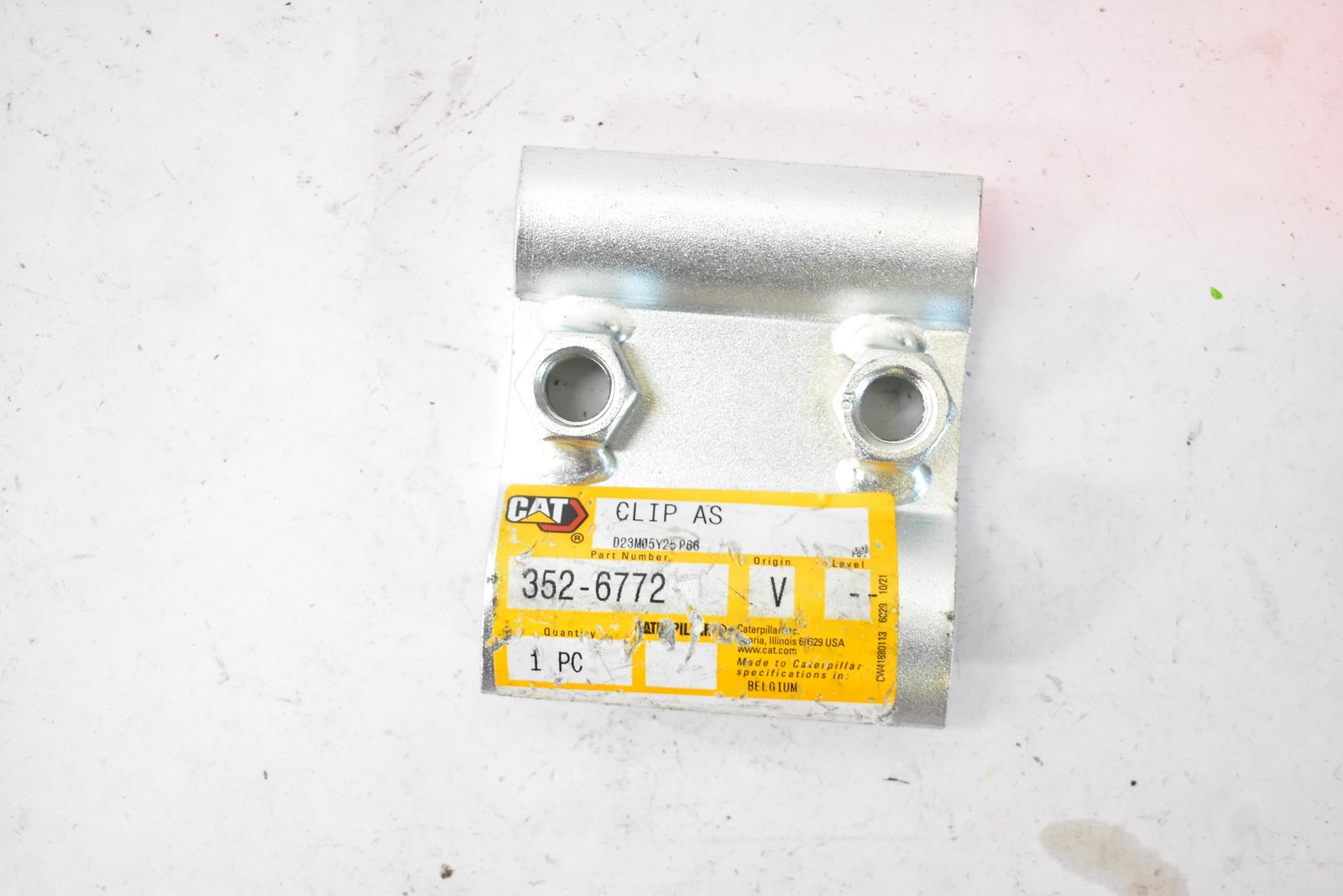 CAT Caterpillar Clip Assembly 352-6772 Genuine OEM Heavy Equipment Part New