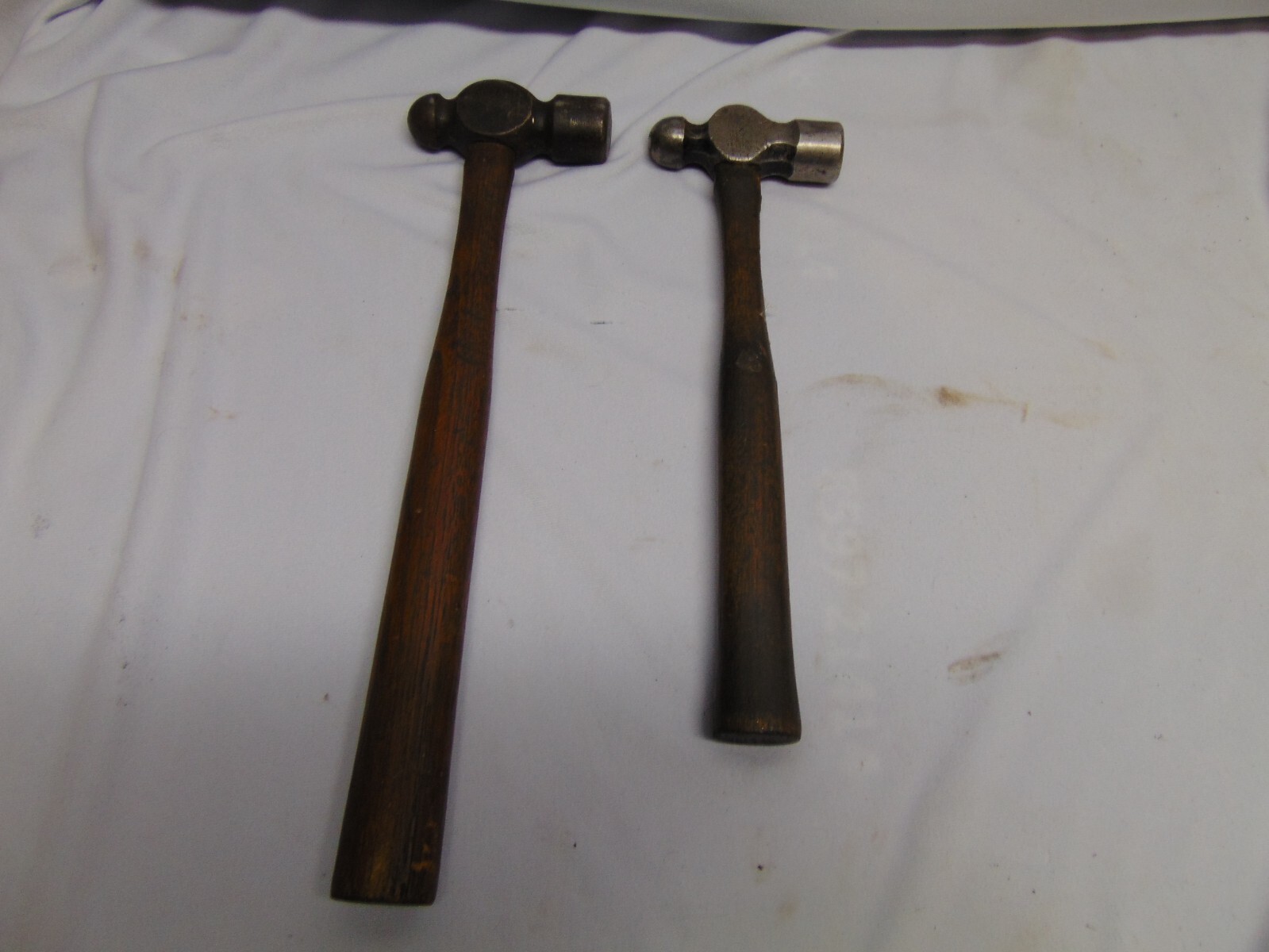 2 vintage Hammers Blue Point & Airmount 6R 12 Oz wooden handles 14" & 12"