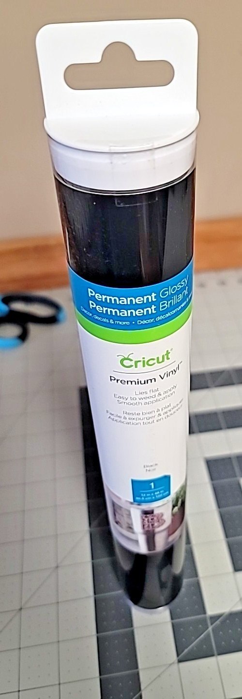 Cricut Premium Vinyl Roll – Permanent Glossy Black 12" x 48" | Craft Adhesive