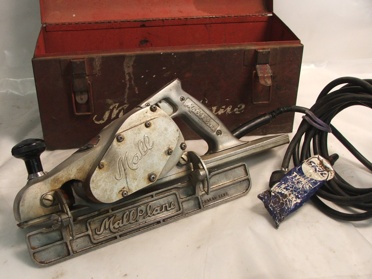 VINTAGE MALL PLANE H.D. MODEL 27800A WITH CASE
