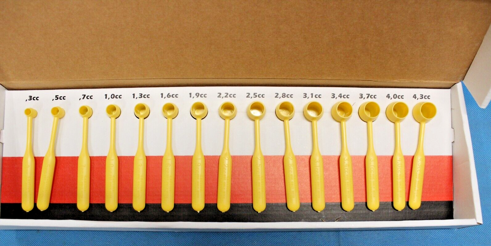 Lee Reloading Powder Measure Kit 15 Powder Dippers 90100