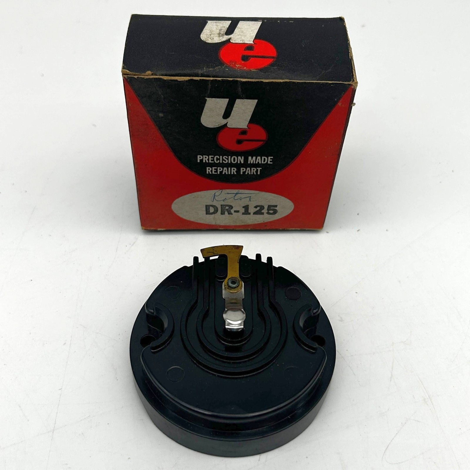 UE DR-125 Distributor Ignition Rotor New Old Stock NOS For 1957684 Open