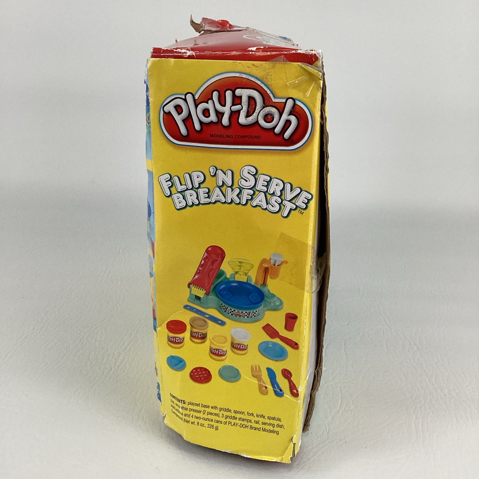 Play-Doh Flip N Serve Breakfast Playset Griddle 2010 Hasbro Kitchen Creations