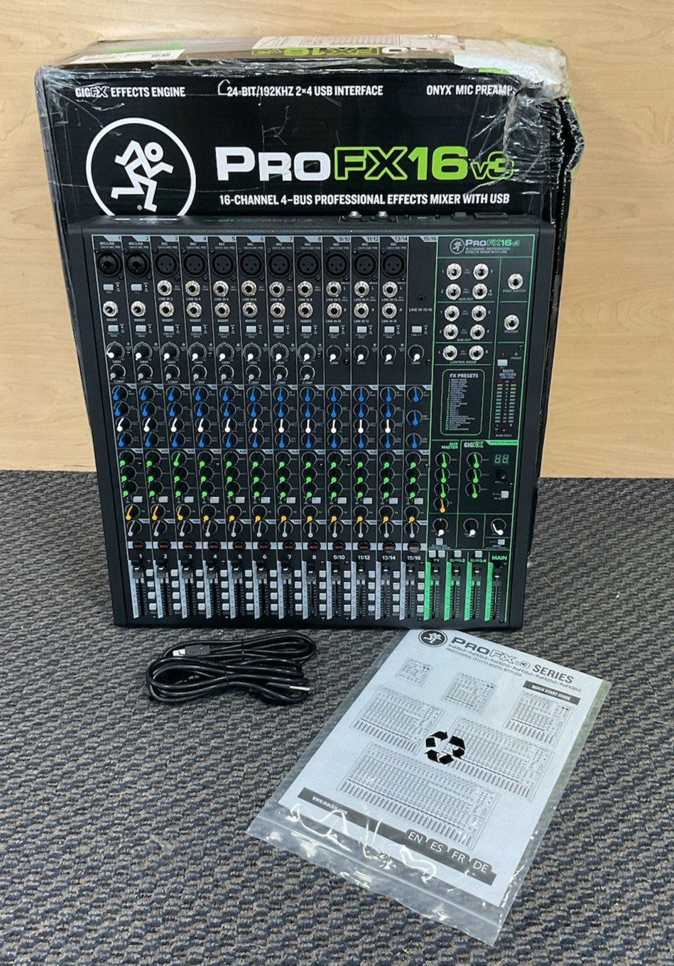 Mackie ProFX16v3 16-Channel Professional Effects Mixer *Pre-Owned* Free Shipping