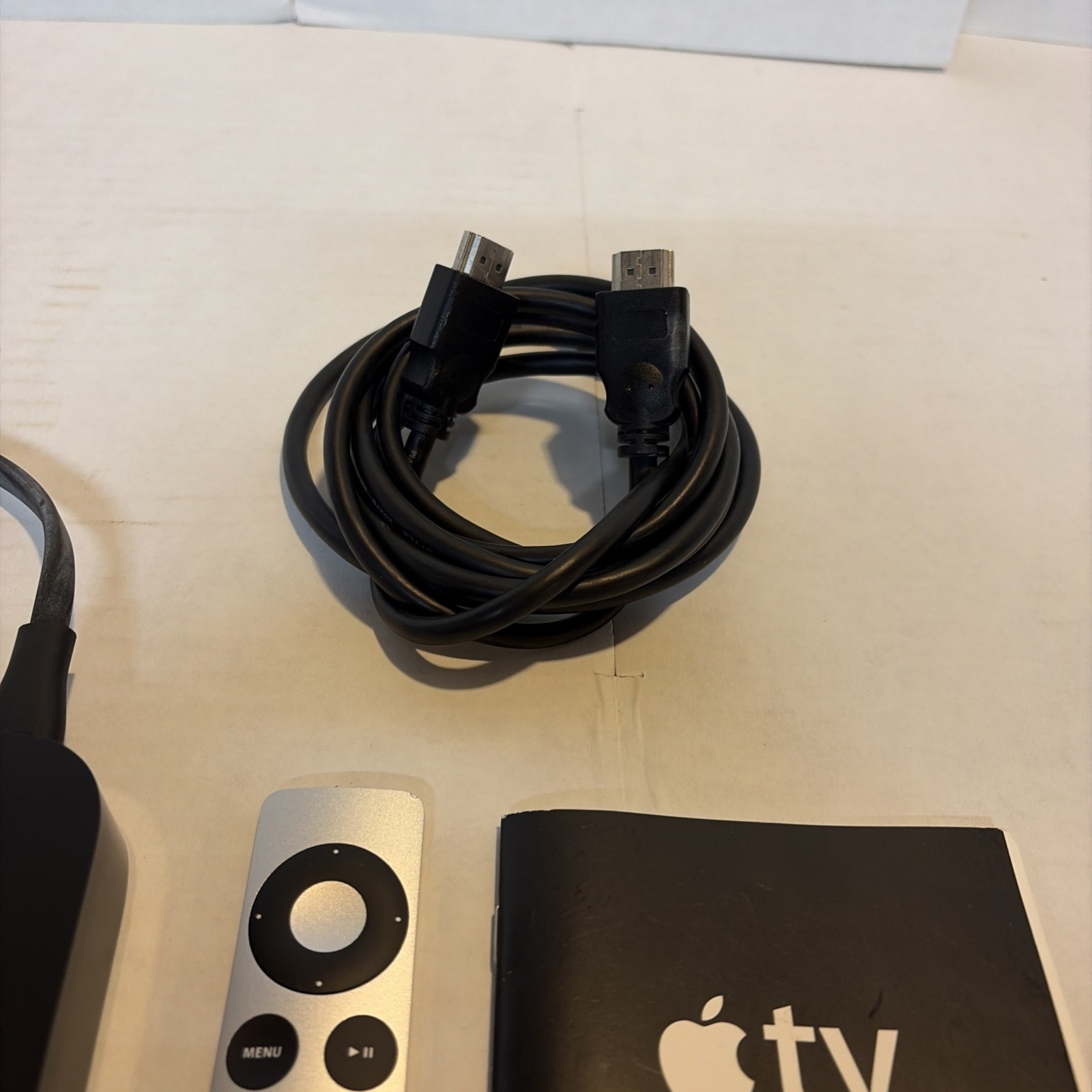 APPLE TV 3rd Generation Black with Remote A1469