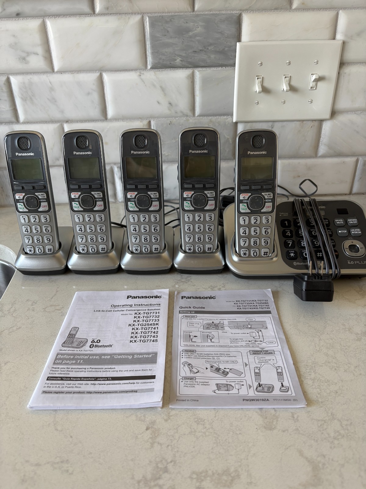 Panasonic Cordless Phone System Answering Machine 5 Handsets Silver