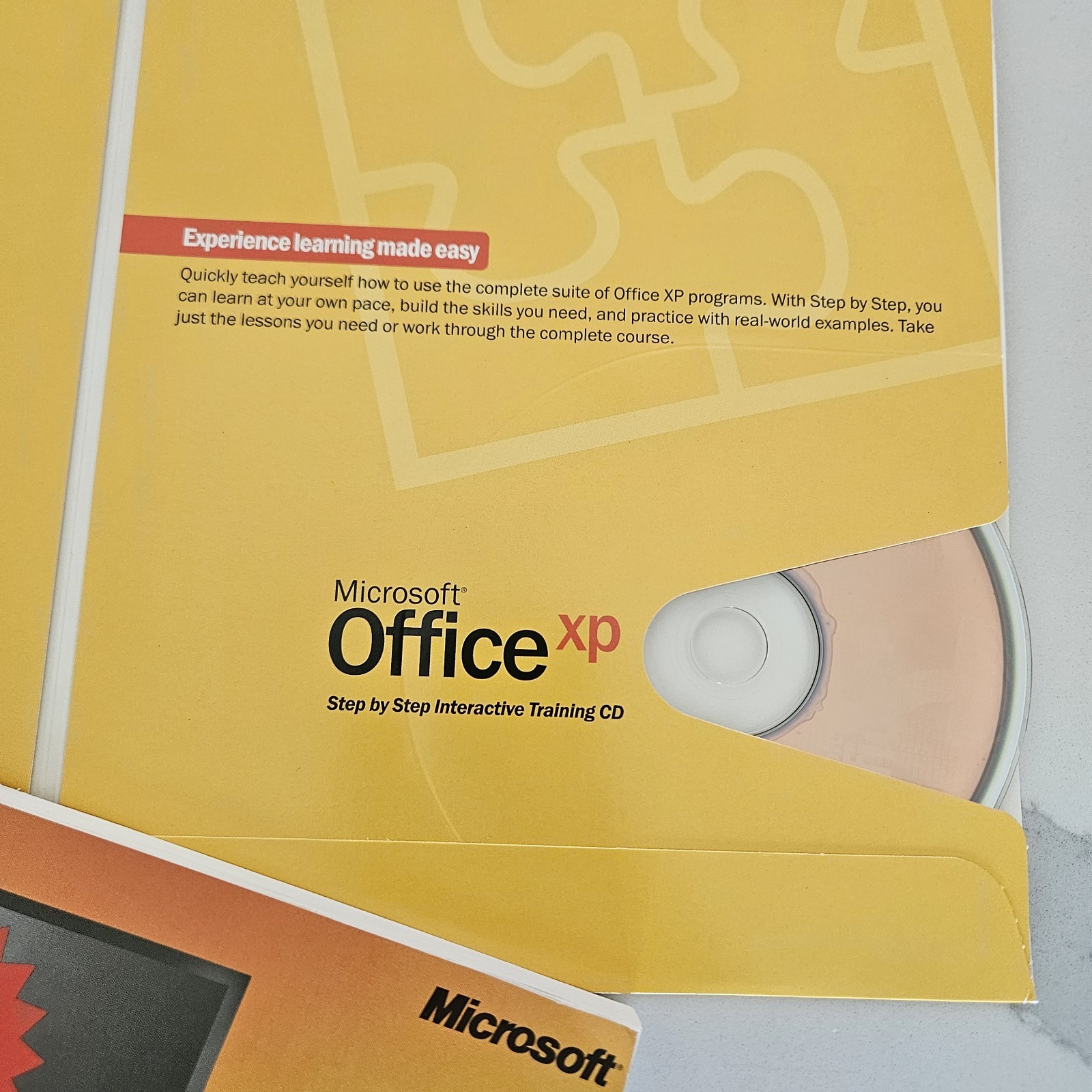 Microsoft Office XP Standard 2002 for Students and Teachers w/ CD & Key