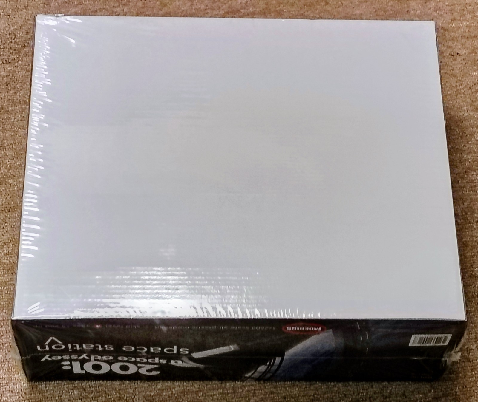 Moebius 2001 A Space Odyssey Space Station V Orbital Platform model kit 1/2600