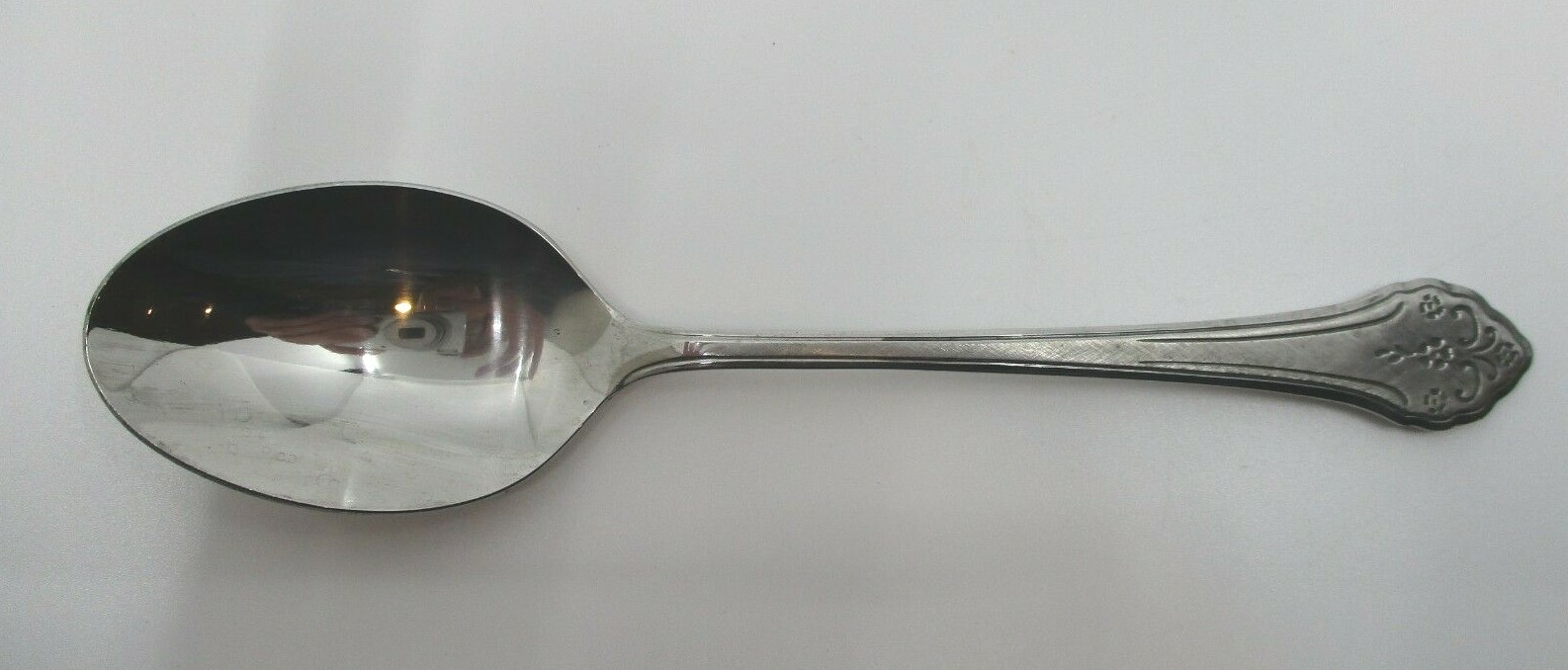 ONEIDA STAINLESS LAKEWOOD PLACE/OVAL SOUP SPOON - 6 3/4" - 02O