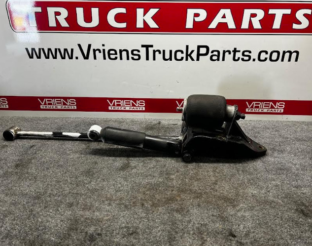 PETERBILT 29-02455 ABSORBER SHOCK 105470 CAB MOUNT BRACKET MISC