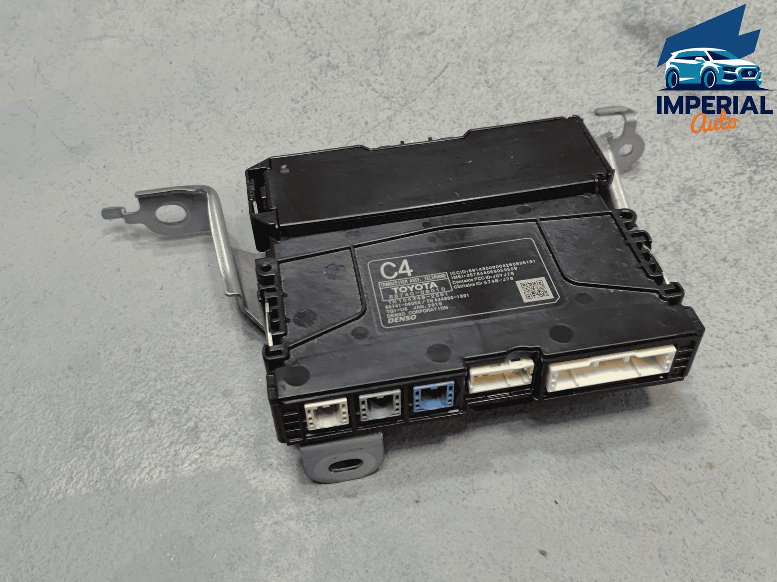 2018-2020 Toyota Camry Telephone Transceiver Communication Denso Module OEM