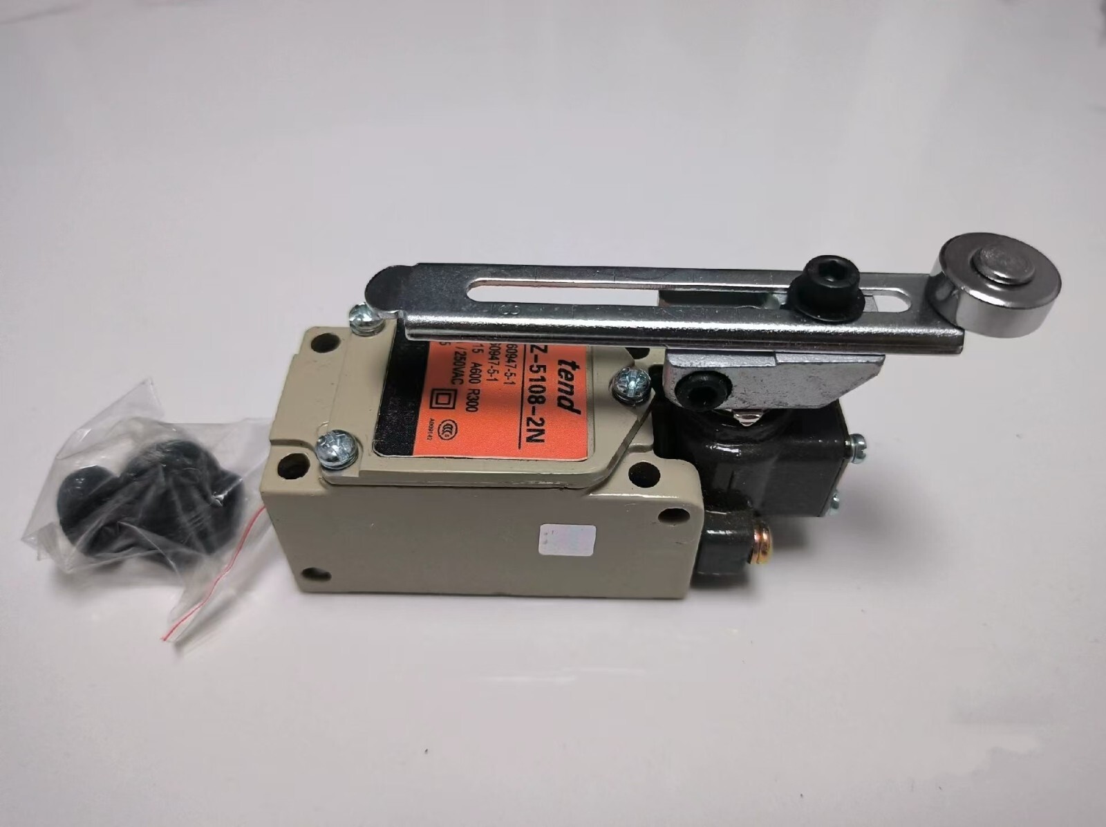 1PCS New TZ-5108-2N limit switch Quality assurance fast shipping Free delivery/F