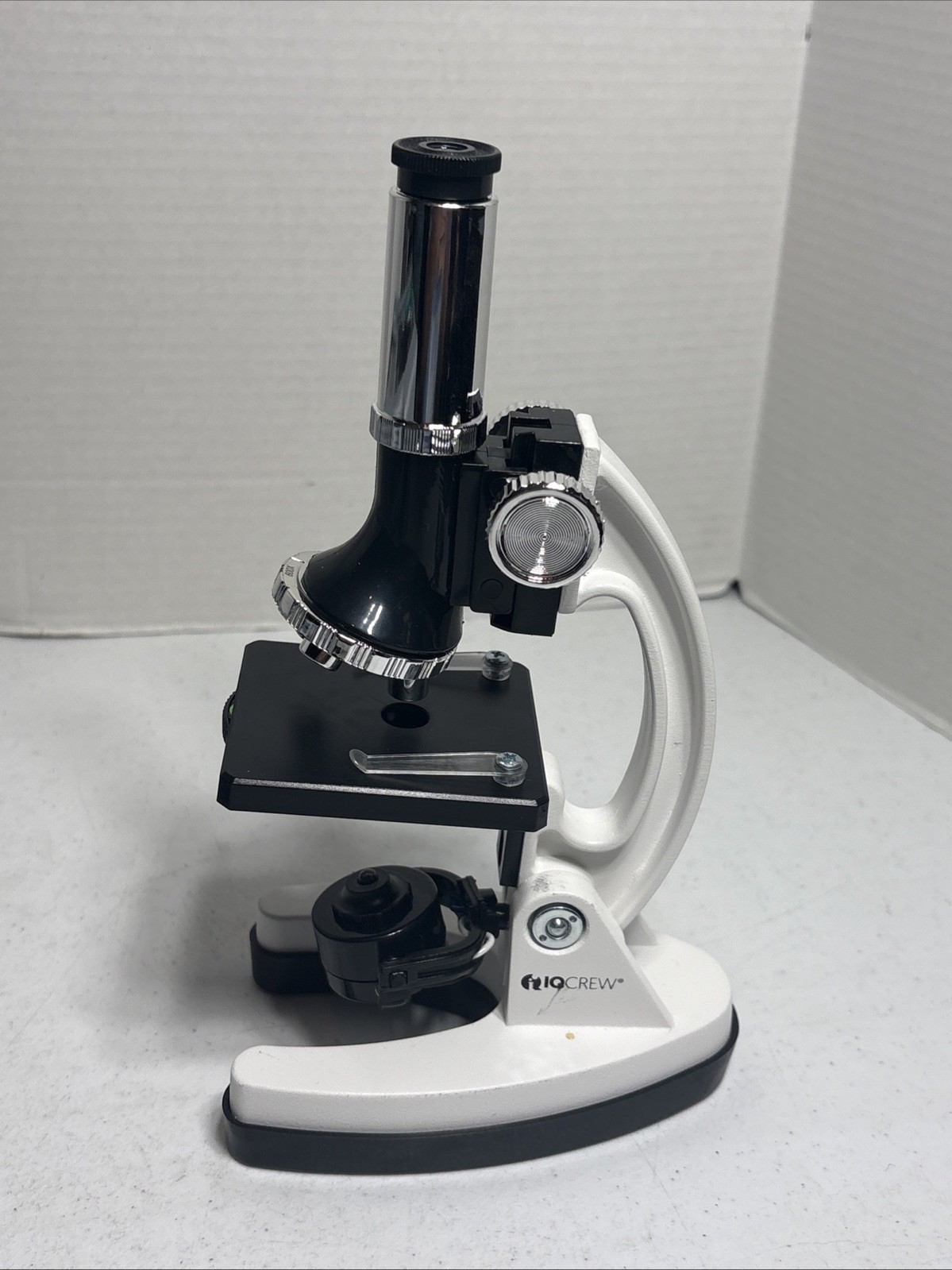 IQCrew 52-Piece Microscope Set with Durable Metal Frameworks for Students