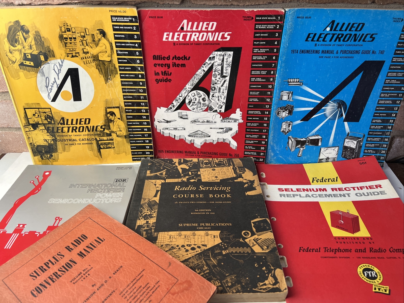 Allied electronics-Federal-Radio manuals engineering guidebooks-catalogs￼ Etc.