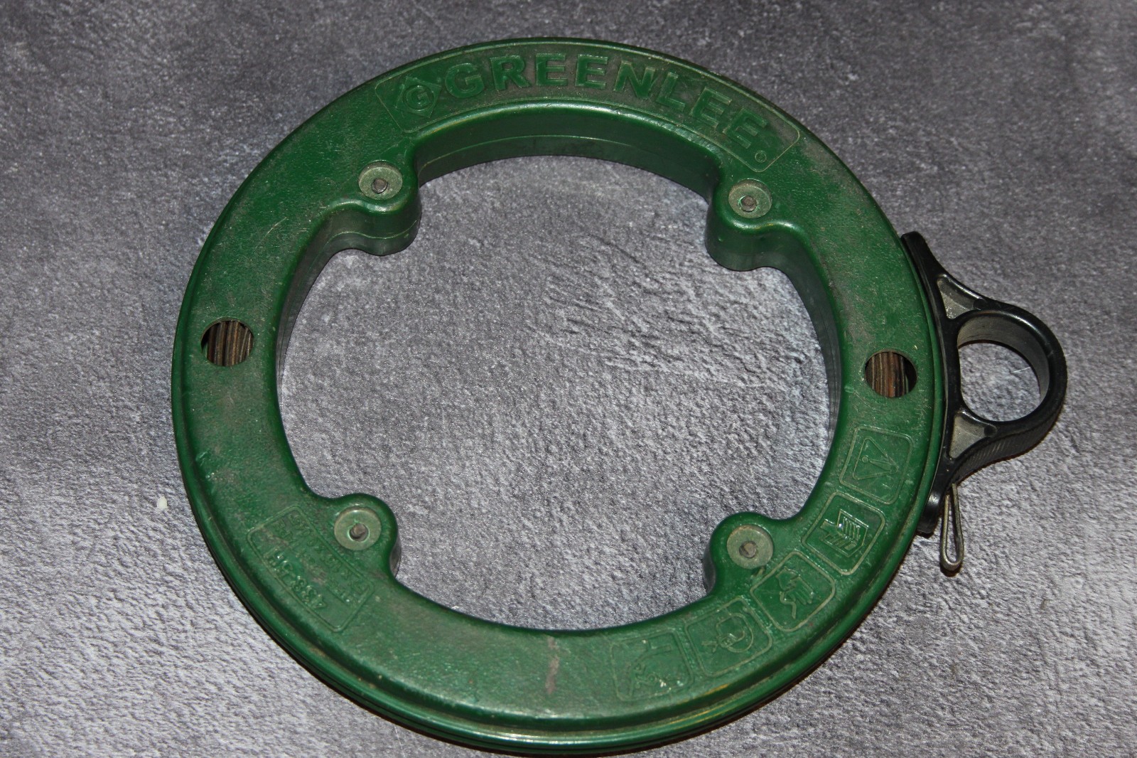 GreenLee 438-5H Steel Fish Tape Snake 1/8" x 50', Running Electrical Wire Tool