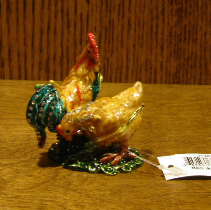 Jeweled Trinket Box #J385 HENS, NEW/Box From Retail Store, by Welforth 2.75"