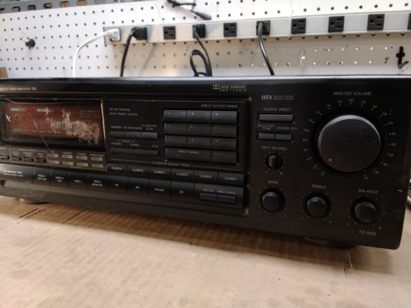 Onkyo Quartz Synthesized Tuner Amplifier TX-906