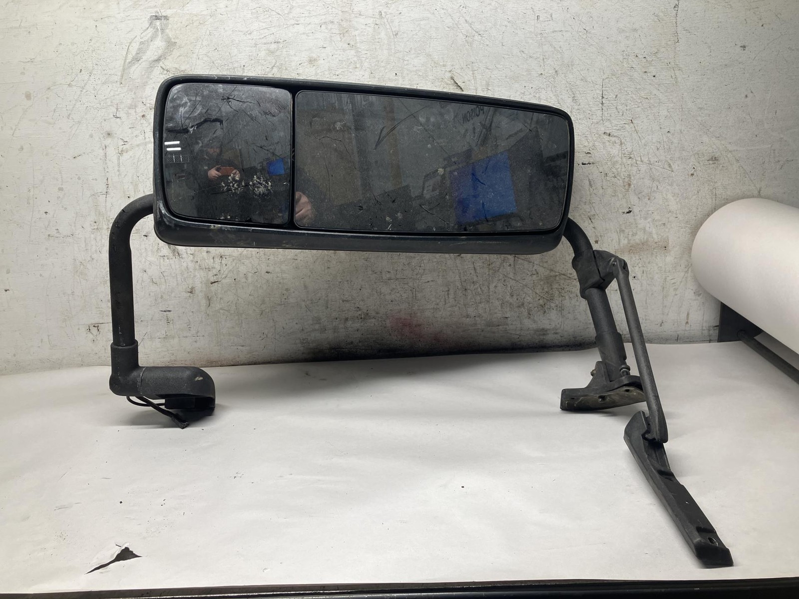 2012-2025 Volvo VNL POLY Left/Driver Door Mirror - Used