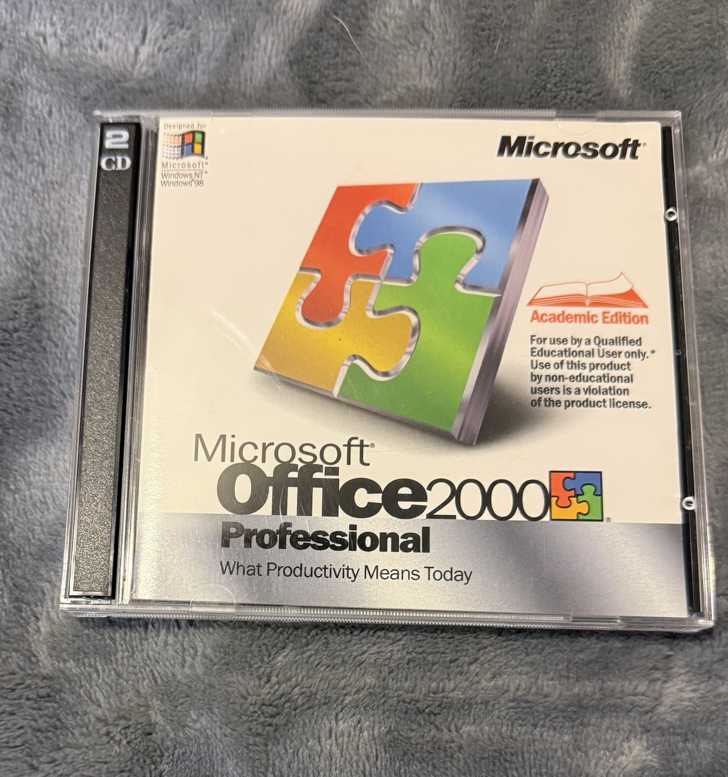 Microsoft Office 2000 Professional w/Product Key (2-CD set) Academic Edition OEM