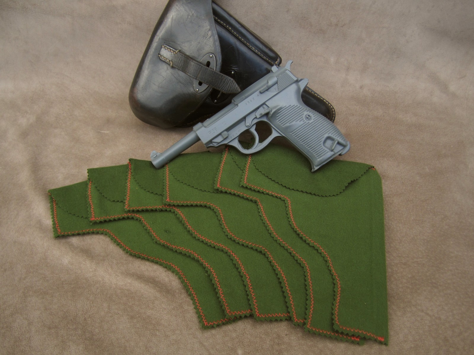 PISTOL SLEEVE PROTECTOR FOR A P38 WW2 PISTOL FOR HARDSHELL HOLSTER  USE 🔥