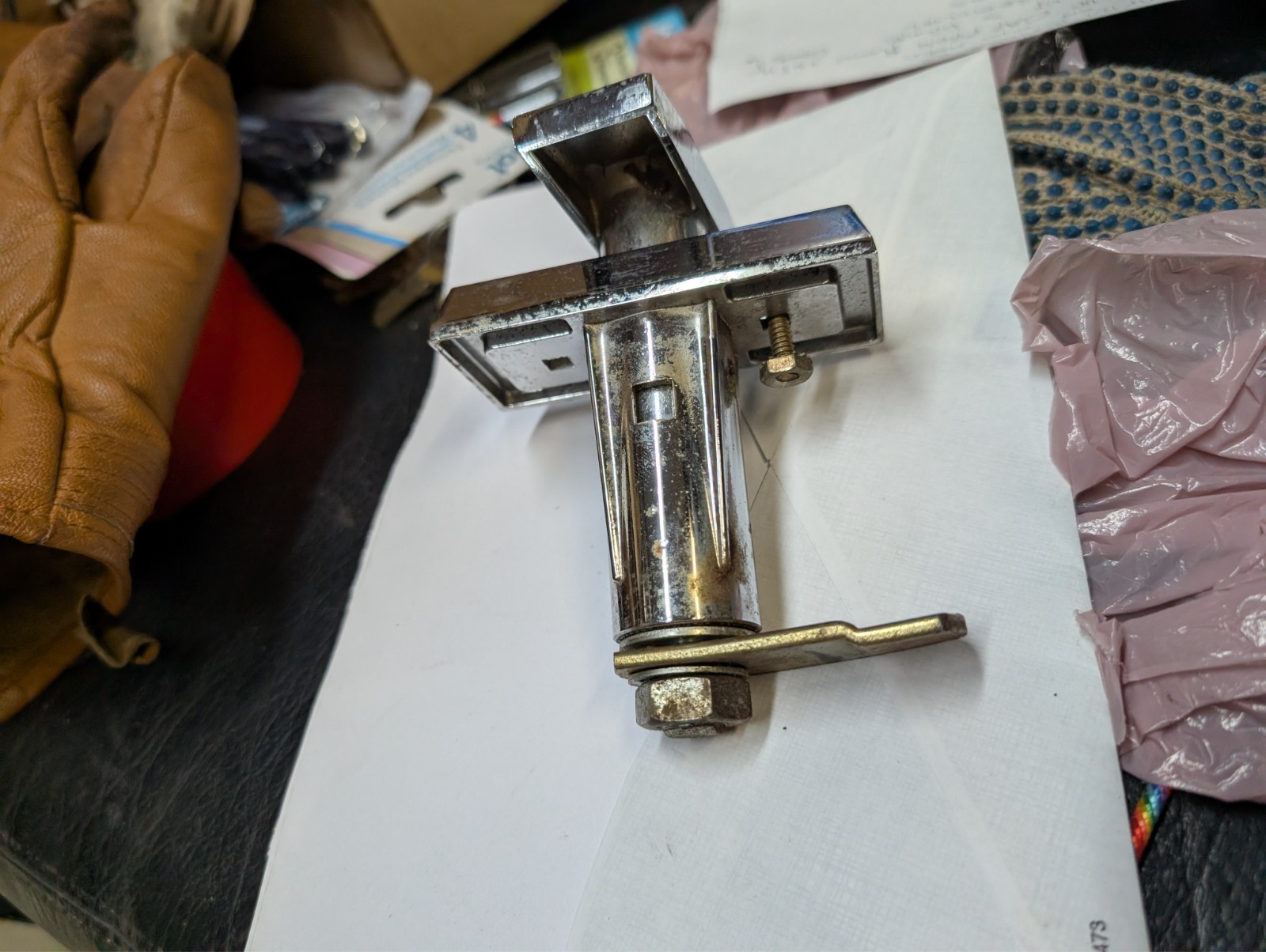 Vending Machine T-handle Assembly 7/16" Threaded Shaft Quarter-Turn